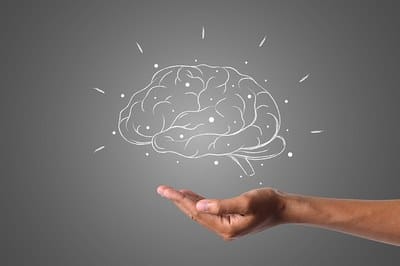 Novo Teste de Saliva Pode Identificar Alzheimer Décadas Antes dos Sintomas