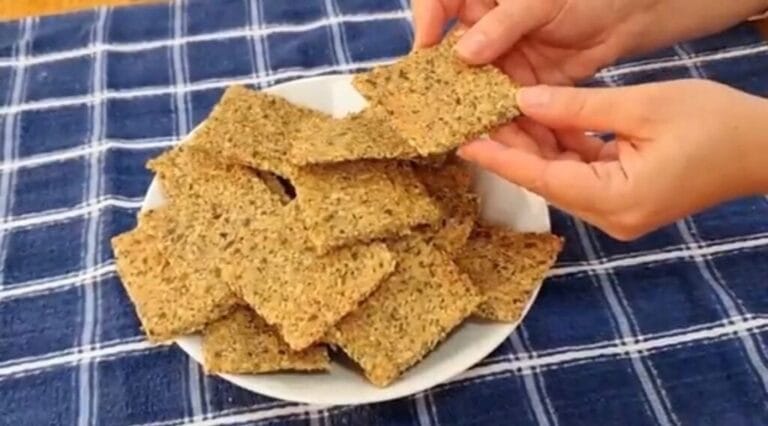 Esqueça o pão! Receita rápida, low carb e sem farinha, leite ou ovo!