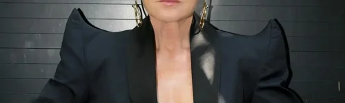 Xuxa Meneghel reflete sobre envelhecimento e procedimentos: “Já fiz coisas no corpo que me arrependo